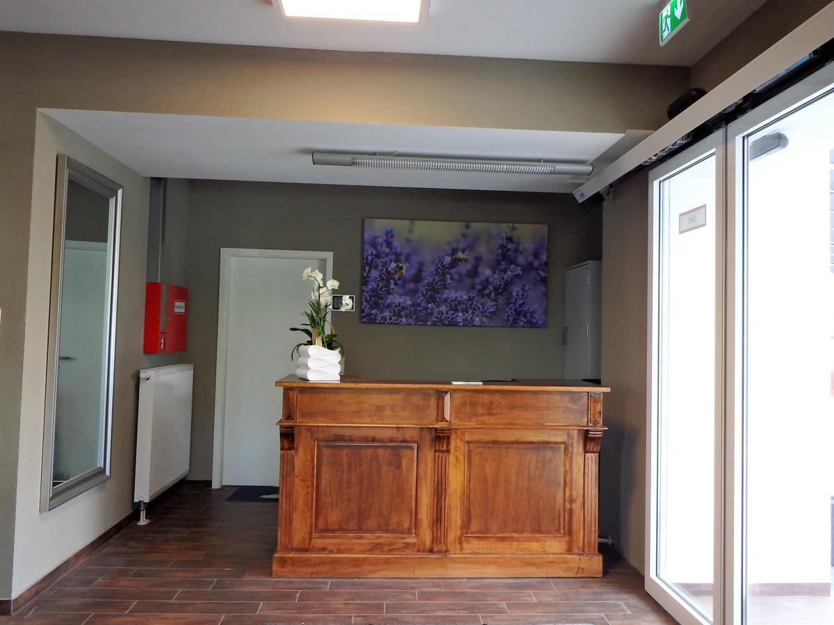 Garni Hotel Lavendelhof ナウェン エクステリア 写真