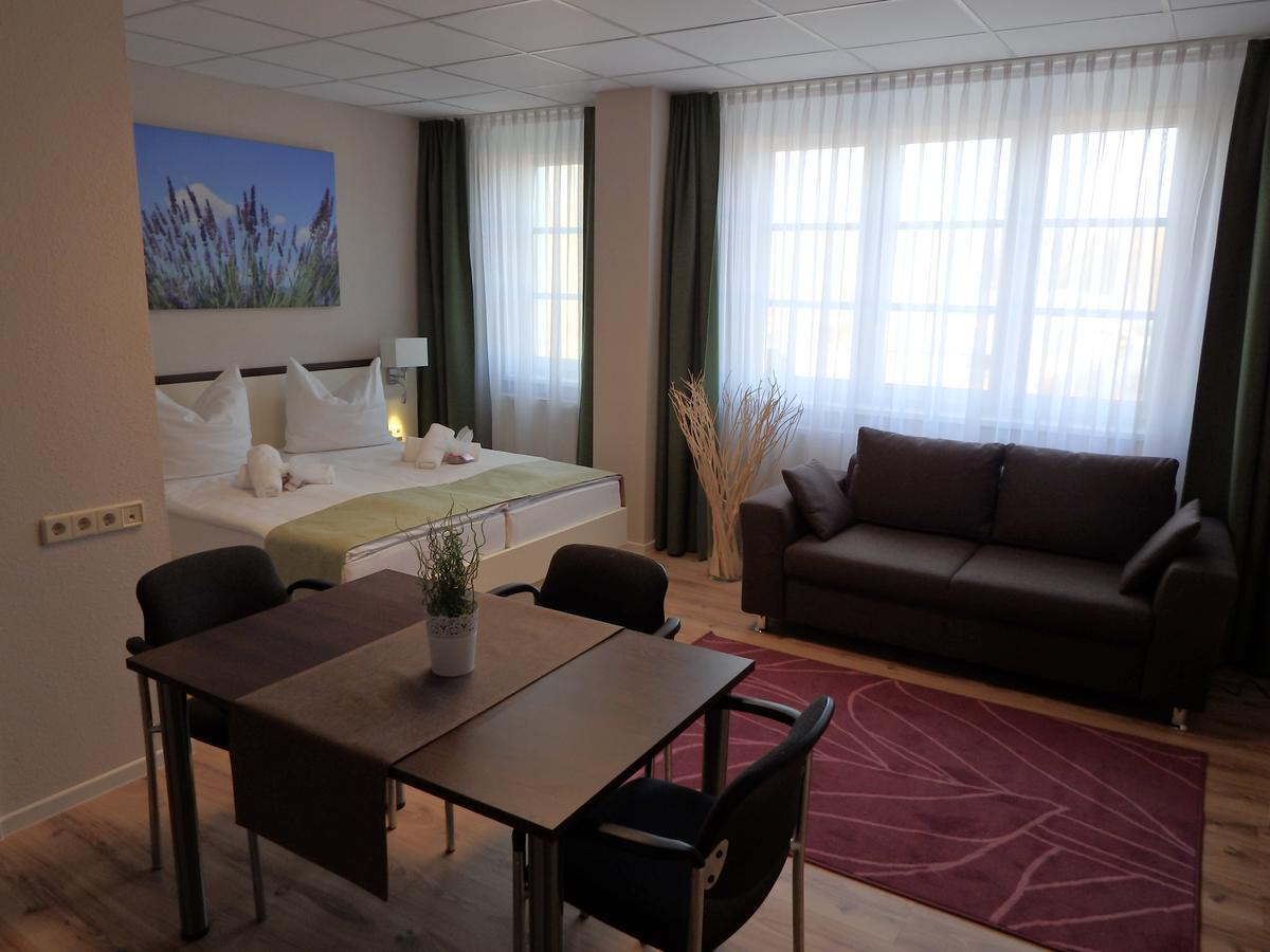 Garni Hotel Lavendelhof ナウェン エクステリア 写真