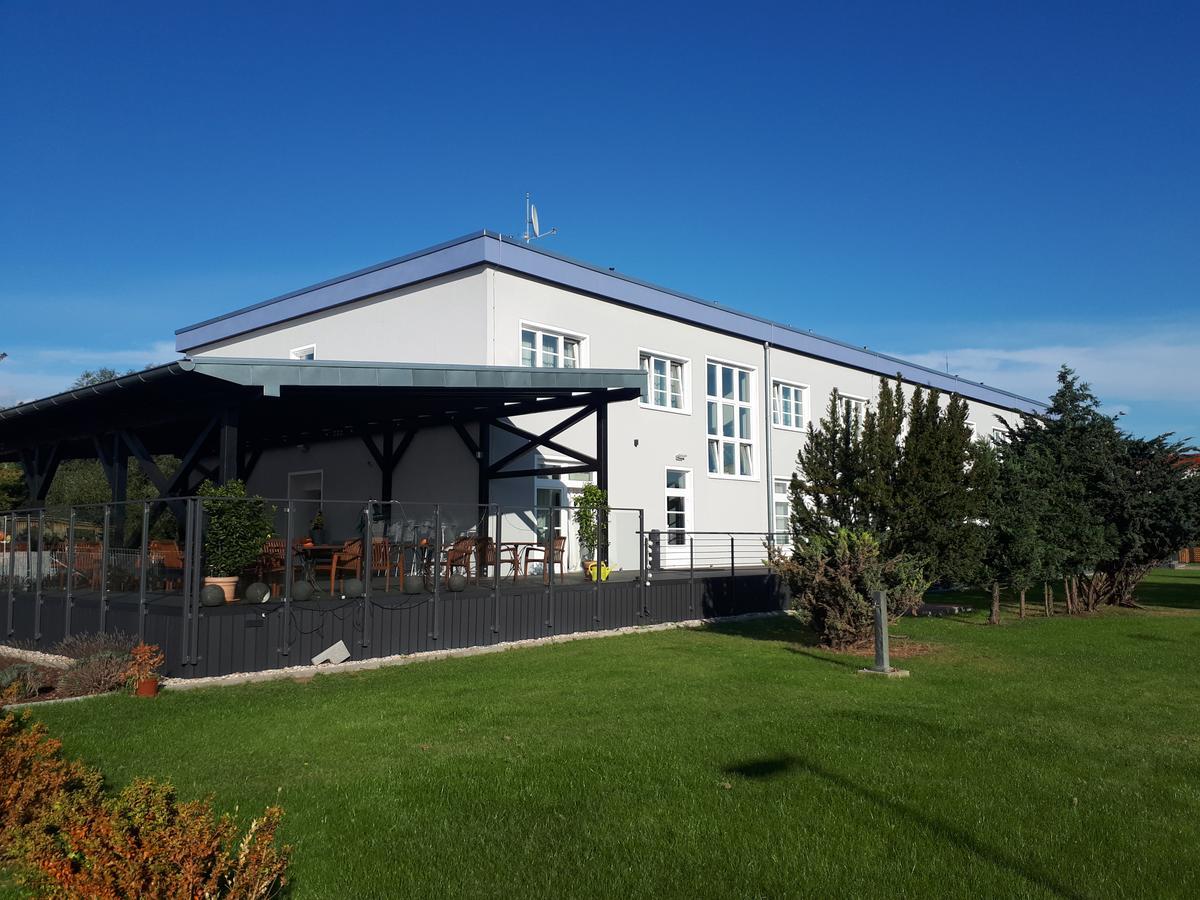 Garni Hotel Lavendelhof ナウェン エクステリア 写真